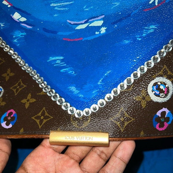 Fully customized blue bubble heart 💙✨ 🫧 Louis Vuitton abbesses messenger bag - Picture 13 of 16